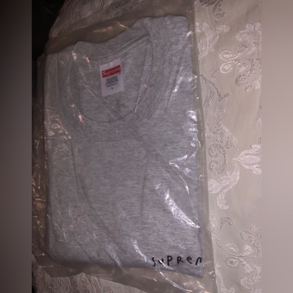 SUPREME Authentic Ying Yang “F*%# You” graphic tee. NEW - Picture 11 of 11